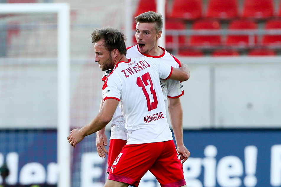 Jubeln sie in der neuen Saison wieder gemeinsam? Elias Huth (24, r.) und Mike Könnecke (32).