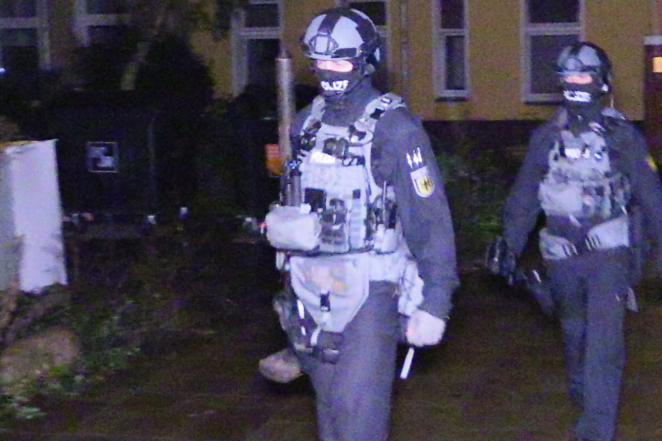 Großrazzia in Berlin, Brandenburg und NRW: Mutmaßliche Schleuser festgenommen