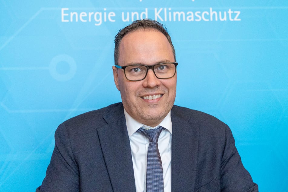 Wirtschaftsminister Dirk Panter (52, SPS): "Sachsen hat das Potenzial, europaweit Maßstäbe für industrielle und sichere KI zu setzen."