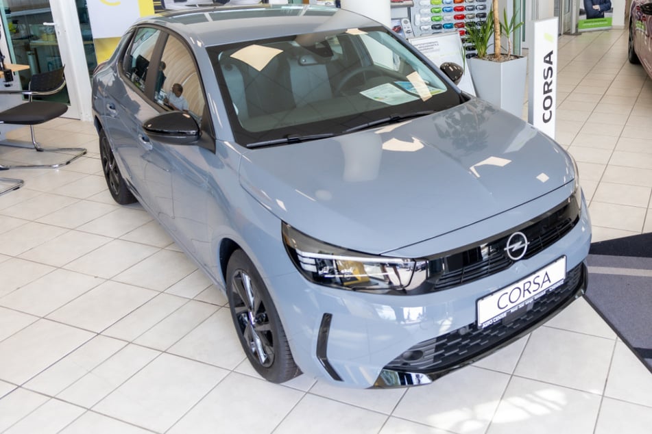 Jetzt Förderung sichern und günstig Elektroauto fahren.