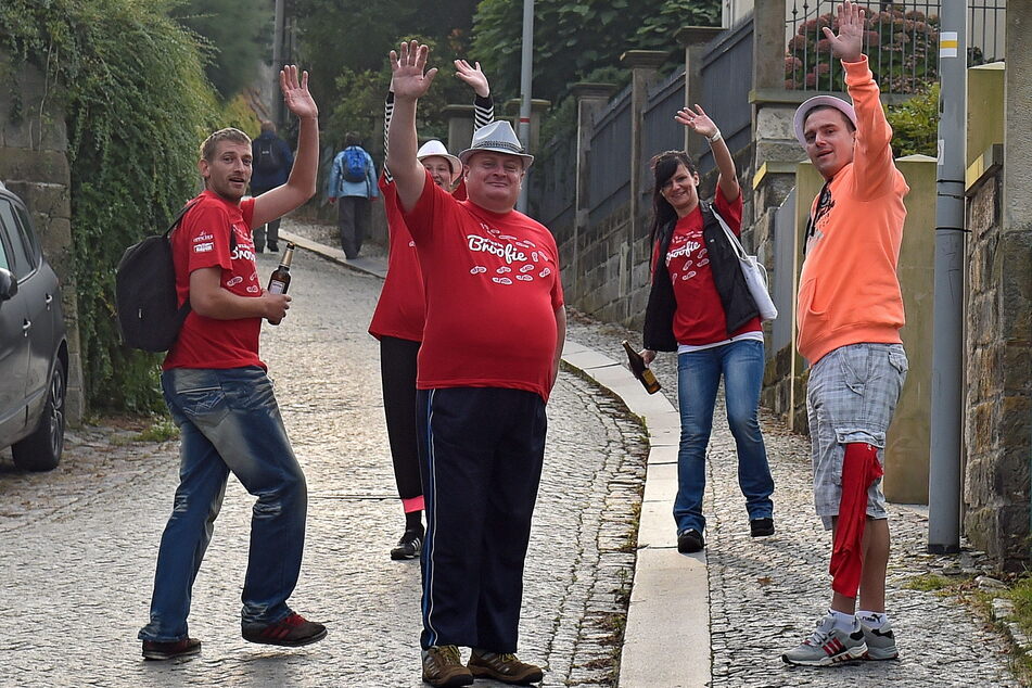 Mit Freunden auf Schusters Rappen die schönsten Landschaften entdecken - die MOPO-Wanderung macht's möglich.