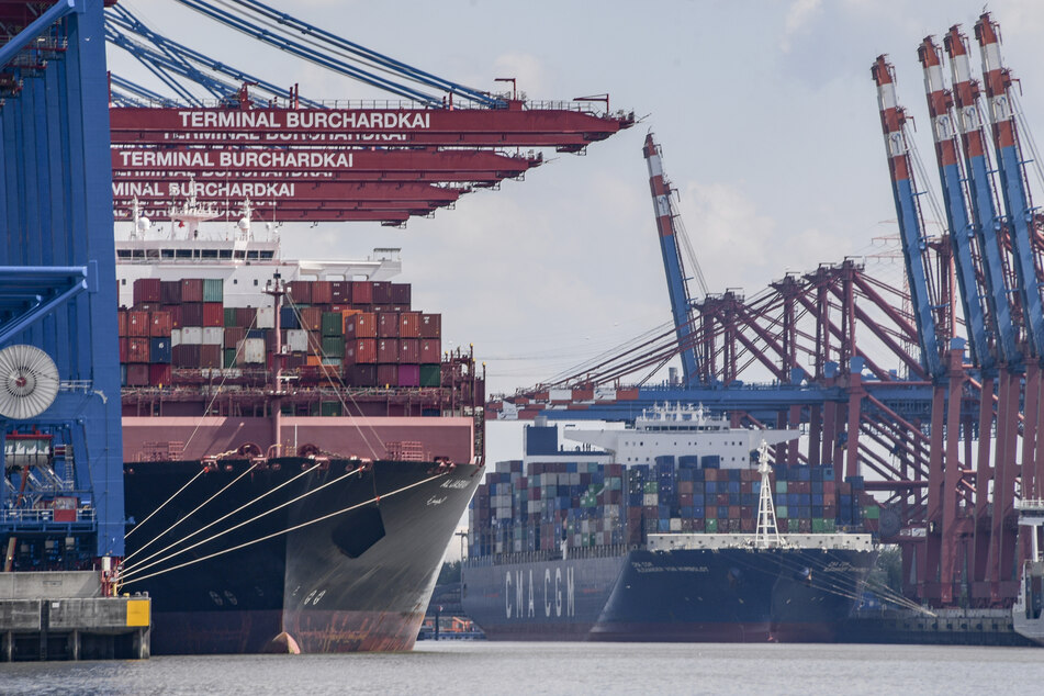 Laut einer Studie sichert der Hamburger Hafen bundesweit mehr als 600.000 Arbeitsplätze.