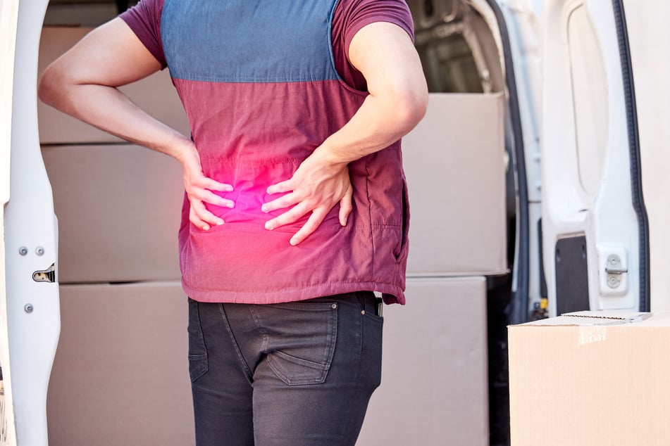 Die "Black Week" verursacht Zulieferern Stress, der sich oft in Form von Rückenschmerzen bemerkbar macht.