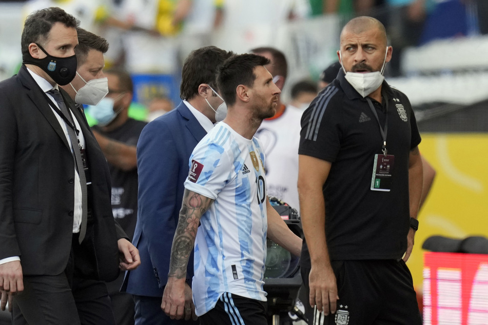 Auch die argentinische Fußball-Legende Lionel Messi (34) ging vorzeitig vom Platz.