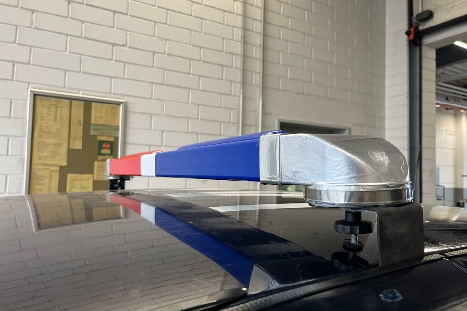 Der Blaulicht-Nachbau sah zwar schick aus, ist in Deutschland aber nicht erlaubt.