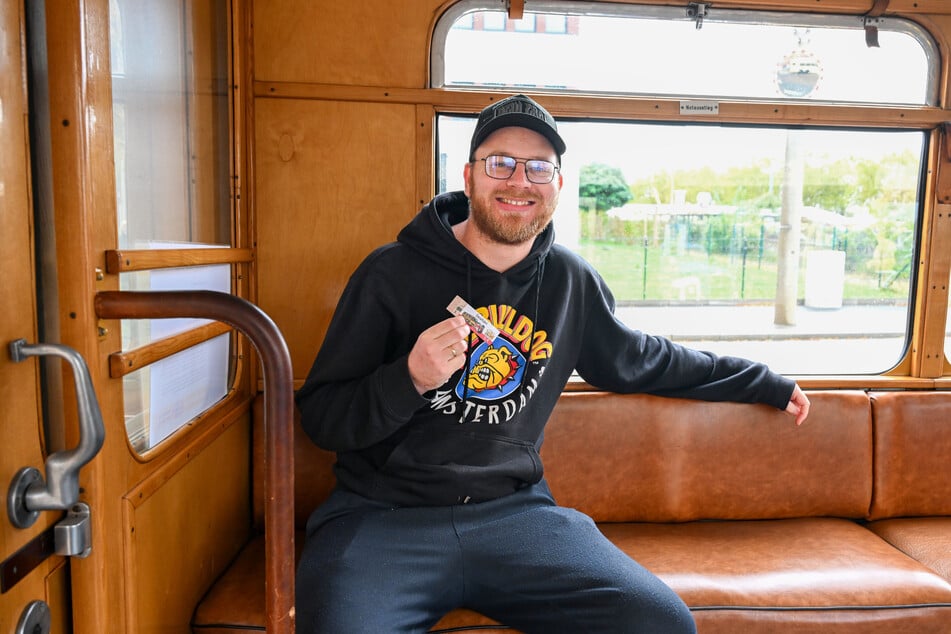Aus Sicht von TAG24-Redakteur Malte Kurtz (31) könnten die gemütlichen Ledersitze auch heutzutage in jedem Bus verbaut werden.