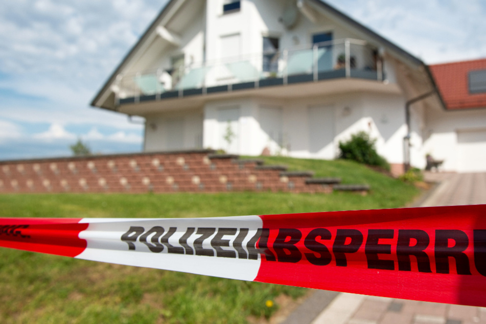 Das Foto vom Juni 2019 zeigt den Tatort: Das Wohnhaus von Walter Lübcke in Wolfhagen bei Kassel.
