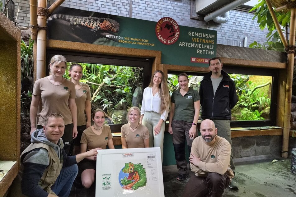 Das zuständige Projektteam bei der Verabschiedung der Tiere aus dem Kölner Zoo.