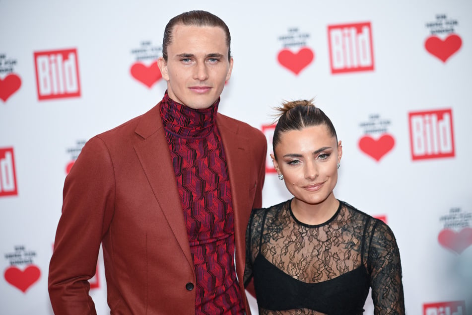 Alexander Zverev (29) und Sophia Thomalla (36) sind seit etwa Oktober 2021 ein Paar.