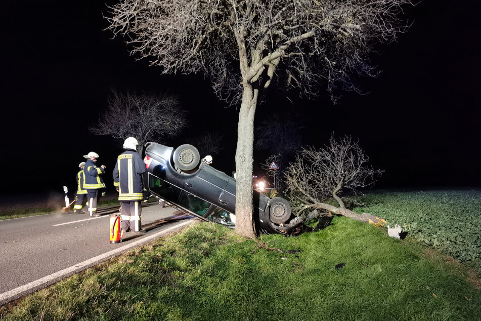 Ein 43-Jähriger ist bei einem Unfall im Harz schwer verletzt worden. Der Mann war betrunken gefahren.