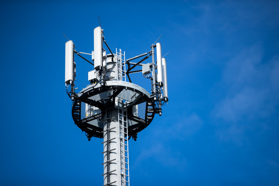 Einer sendet für alle: Viele 5G-Funksendeanlagen sind inzwischen Gemeinschaftsantennen für alle Netzbetreiber.