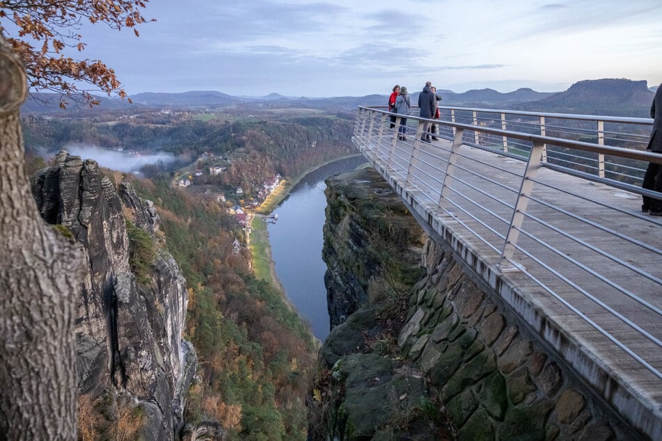 Sachsen holt bei der Wirtschaftskraft - auch dank des Tourismus - gegenüber dem Westen immer weiter auf, wird aber noch lange zu den Nehmerländern beim Finanzausgleich gehören.