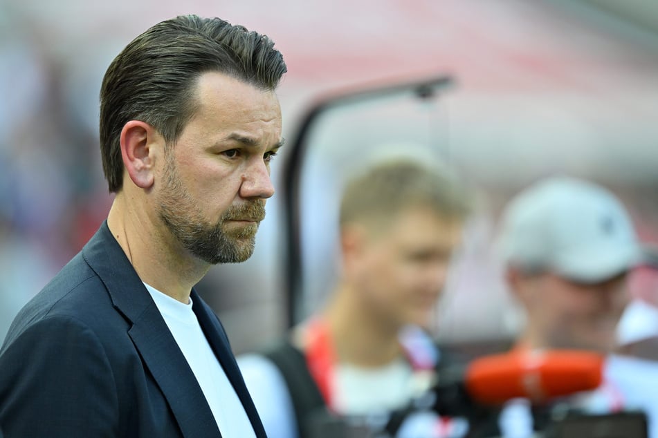 Köln-Sportboss Thomas Kessler (40) hat das erste Angebot für seinen Superstar abgelehnt.