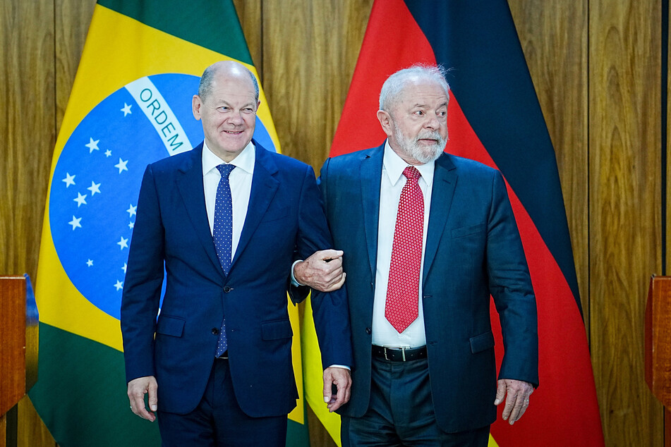 Letzte Station der Lateinamerika-Reise: Bundeskanzler Olaf Scholz (64, l, SPD) und Luiz Inacio Lula da Silva (77), Präsident von Brasilien.