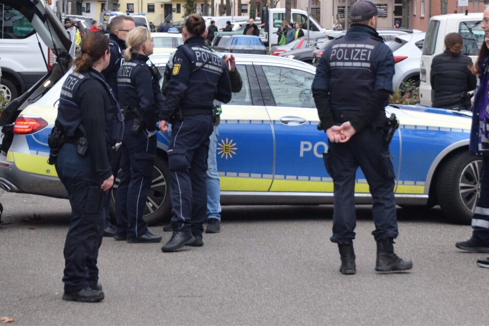 Messerattacke: Mann bedroht Polizei in Mannheim mit Messer, dann fällt ein Schuss!