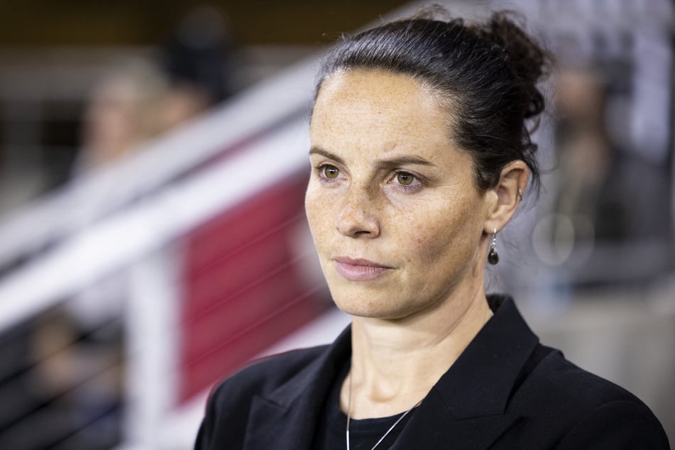 Rhian Wilkinson (43), Trainerin der walisischen Frauen-Nationalmannschaft, war zum Zeitpunkt des Unfalls nicht im Teambus. (Archivbild)