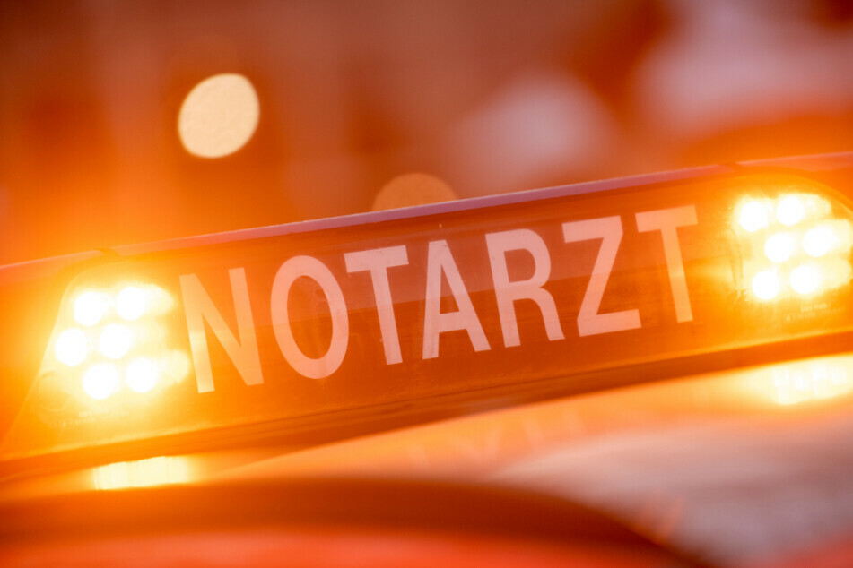 Ein Radfahrer wurde bei einem Unfall in Plauen schwer verletzt. (Symbolbild)