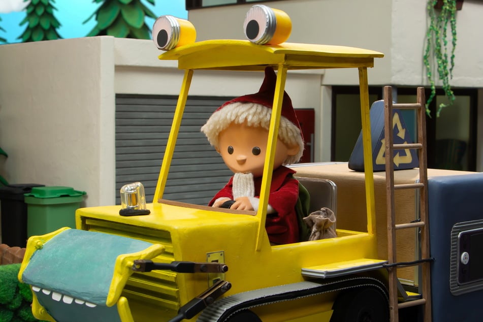 In dem ausgezeichneten Film fährt die beliebte Kinder-Figur mit einem Recycling-Fahrzeug.