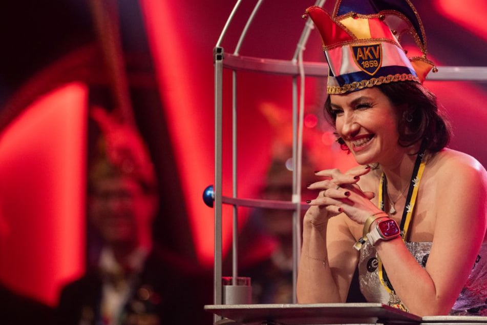 Orden wider den tierischen Ernst für Dorothee Bär, Merz-Seitenhieb in Dankesrede