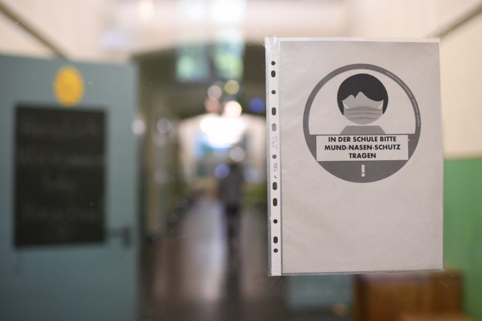 Laut einem Bericht sind bislang an 37 Berliner Schulen Corona-Fälle gemeldet worden. Die Schulen selbst sollen dabei keine Hot-Spots für das Virus sein. (Symbolfoto)