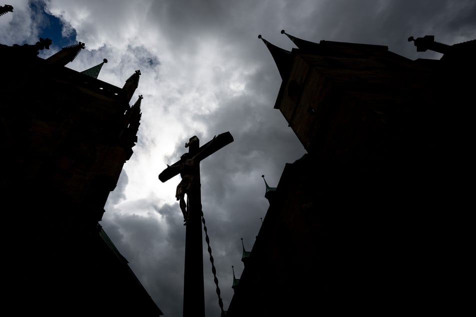 Ein Priester aus dem Bistum Erfurt wurde wegen Kinderpornografie verurteilt. (Symbolfoto)