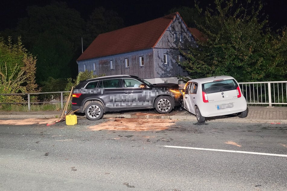 Am Freitagabend waren ein SUV und ein Kleinwagen zusammengestoßen. Fünf Menschen wurden verletzt.