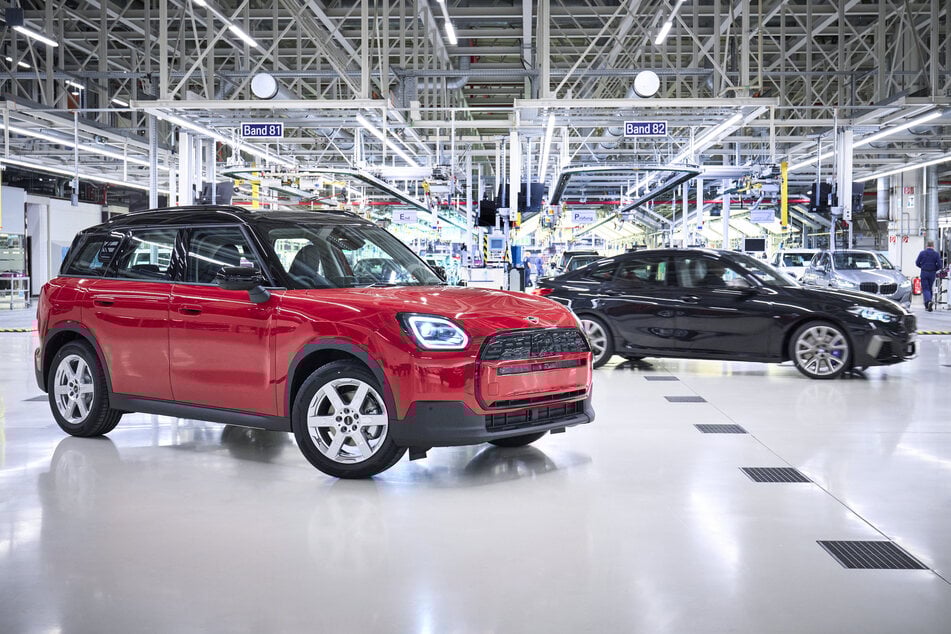 Der in Leipzig gebaute MINI Countryman E: Das 1,5-millionste Elektroauto von BMW wurde für einen Kunden in Portugal gefertigt.