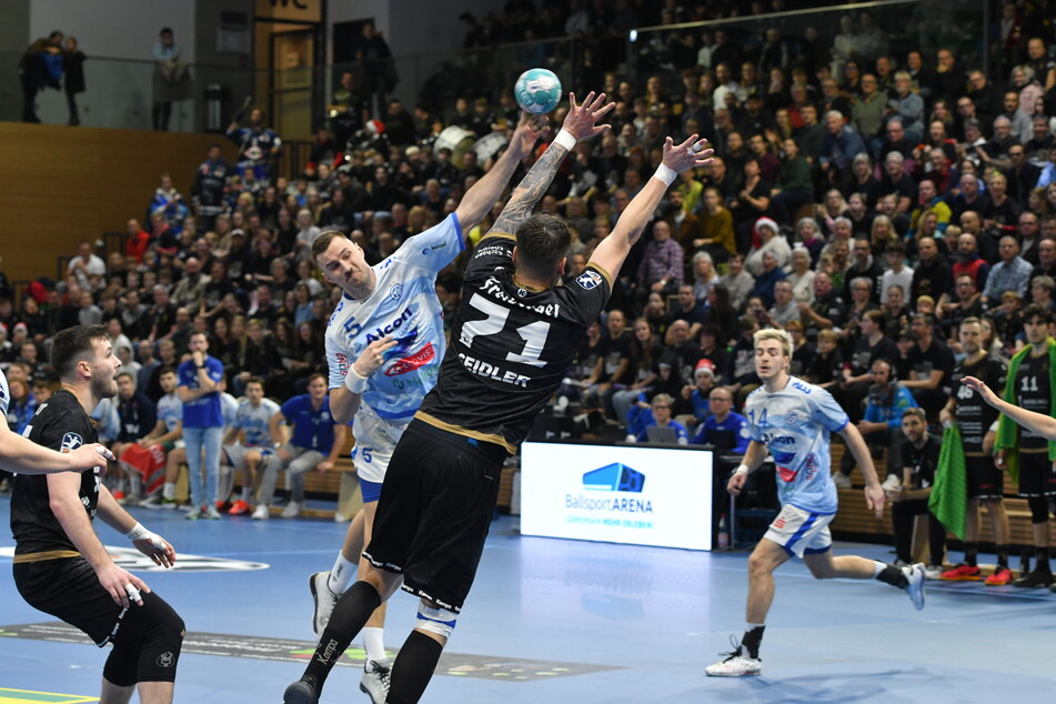 Weil gemeinsam mehr Gewinnen Spaß macht: Noch gibt es Karten für das nächste Heimspiel am Sonntag (22.12.).