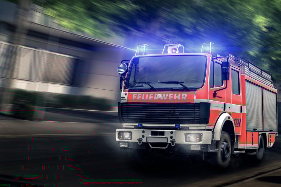 Auto in Flammen: Polizei Magdeburg ermittelt wegen möglicher Brandstiftung