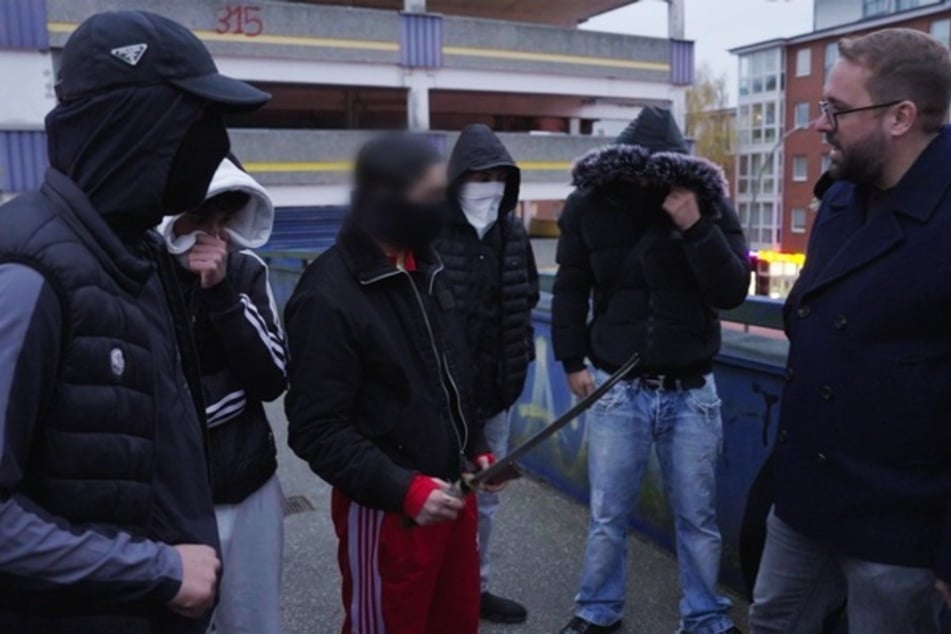 Jugendliche gehen mit Machete auf Jungs los: "Hat Spaß gemacht, würde es wieder tun"