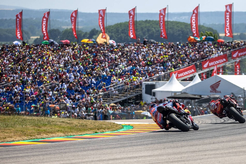 Auf dem Sachsenring herrscht immer eine ganz besondere Atmosphäre - das soll jetzt gewürdigt werden, findet das BSW.