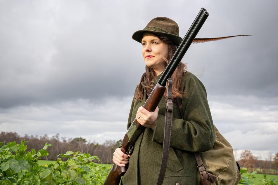 Waschbären unterliegen dem Jagdrecht und werden gejagt. Die Tiere dürfen aber nur von Menschen getötet werden, die dafür die notwendige Sachkunde besitzen - etwa Tierärzte und Jäger. (Symbolfoto)