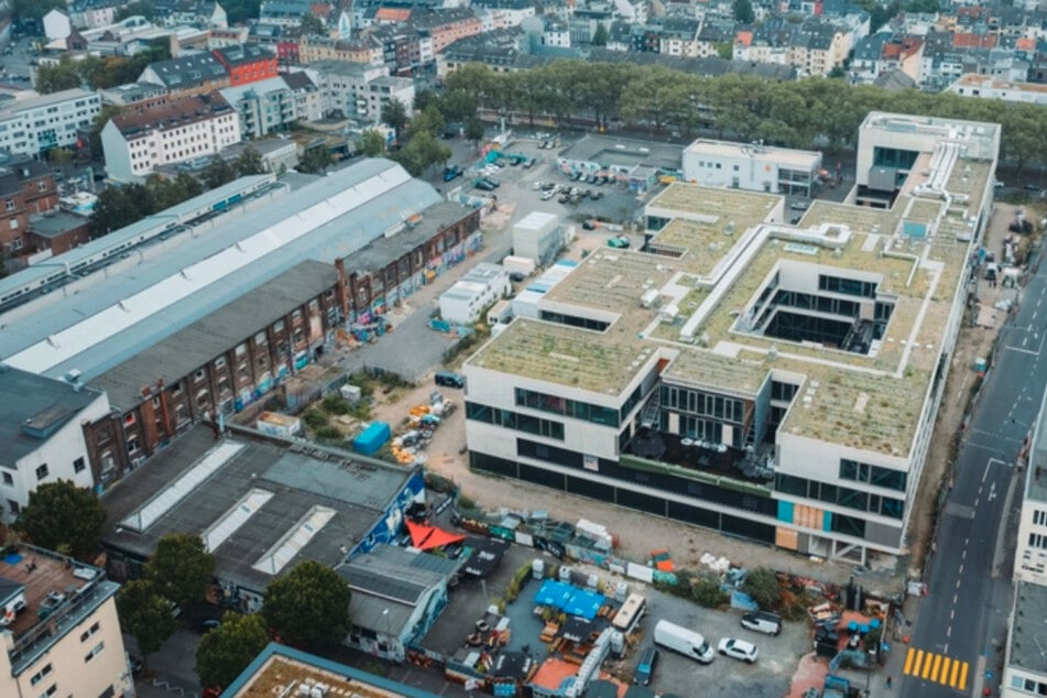 Köln: Dauerbaustelle Helios? Nächster Knall beim Problem-Schulbau