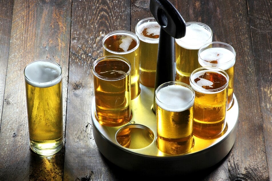 Manche Kölsch-Gläser in Köln werden schal, weil die Gäste fehlen. (Symbolbild)