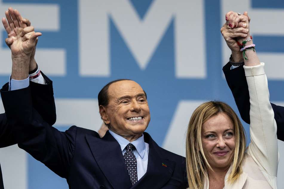 Silvio Berlusconi (85) und Giorgia Meloni bei einer Wahlkampfveranstaltung vor wenigen Tagen.
