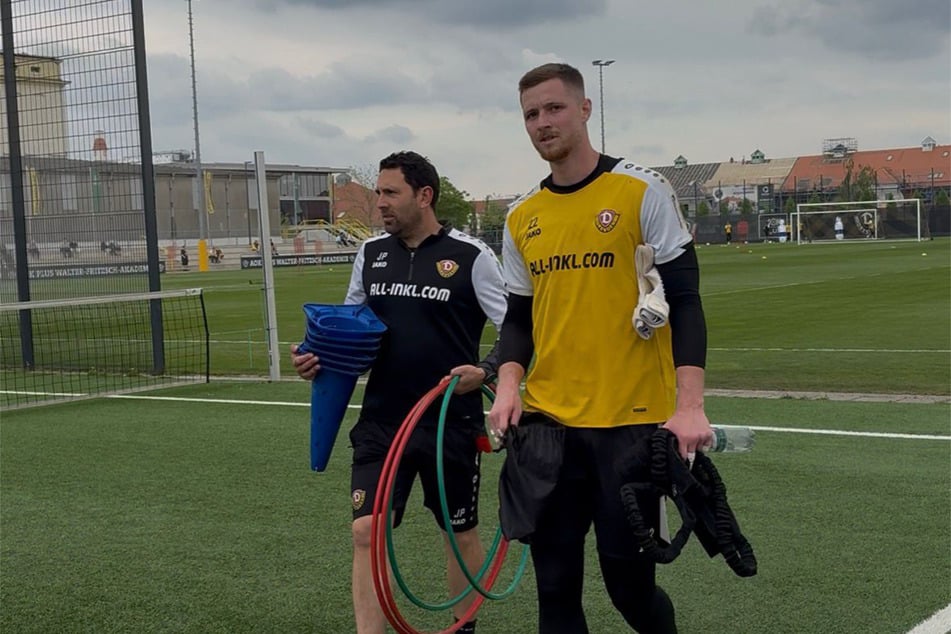Dafür ist Lennart Grill (r.) zurück auf dem Trainingsplatz.
