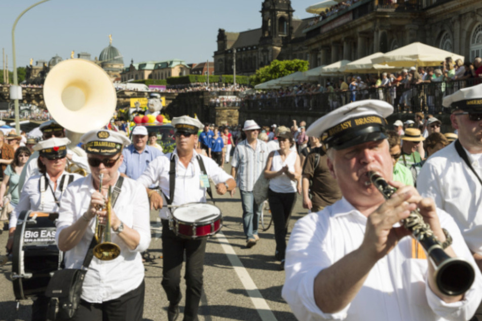 Das Dixieland-Festival endet mit einer traditionellen Abschlussparade.