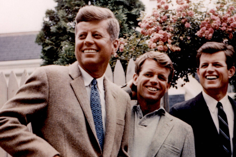 John F. (li.) und Robert Kennedy kamen bei verschiedenen Attentaten ums Leben.