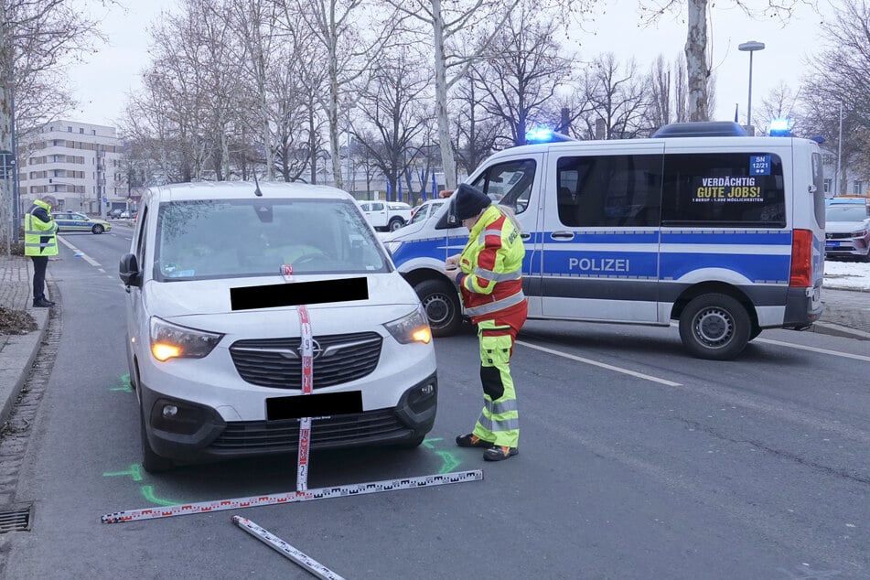 Nach dem Unglück wurde die Straße weiträumig gesperrt.