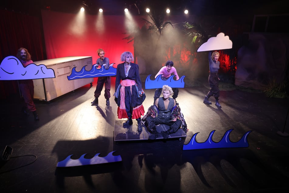 Das Theater Magdeburg plant am Wochenende gleich zwei Vorstellungen von "Mr Gum und der fliegende Tanzbär".