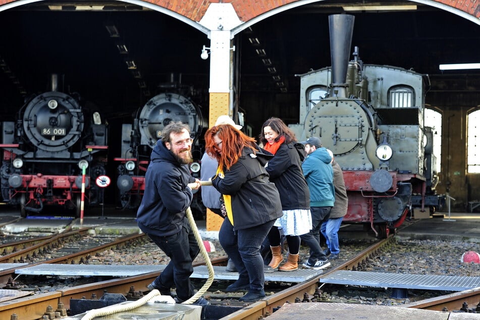 Im November gab es auf dem Gelände des Eisenbahnmuseums in Hilbersdorf schon das Probeziehen einer Lok.