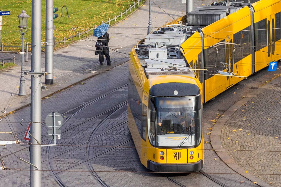 Der erste Vorfall ereignete sich Mittwochmorgen in der Straßenbahnlinie 11. (Symbolbild)