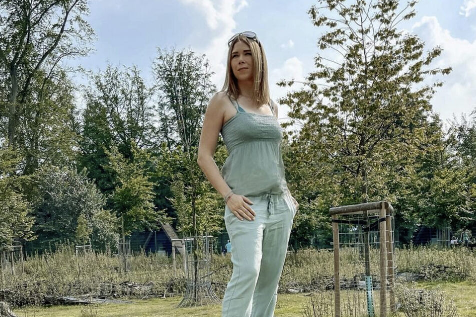 Fans kennen Tanja Szewczenko (44) meist eher in bunten Kleidern, Hosen oder Overalls. Im Badeanzug sieht man sie eher selten.
