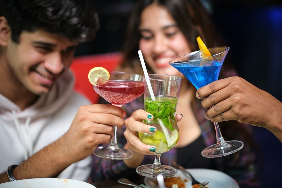 In der Jamboree Bar kann man in geselliger Runde entspannt Cocktails trinken. (Symbolbild)
