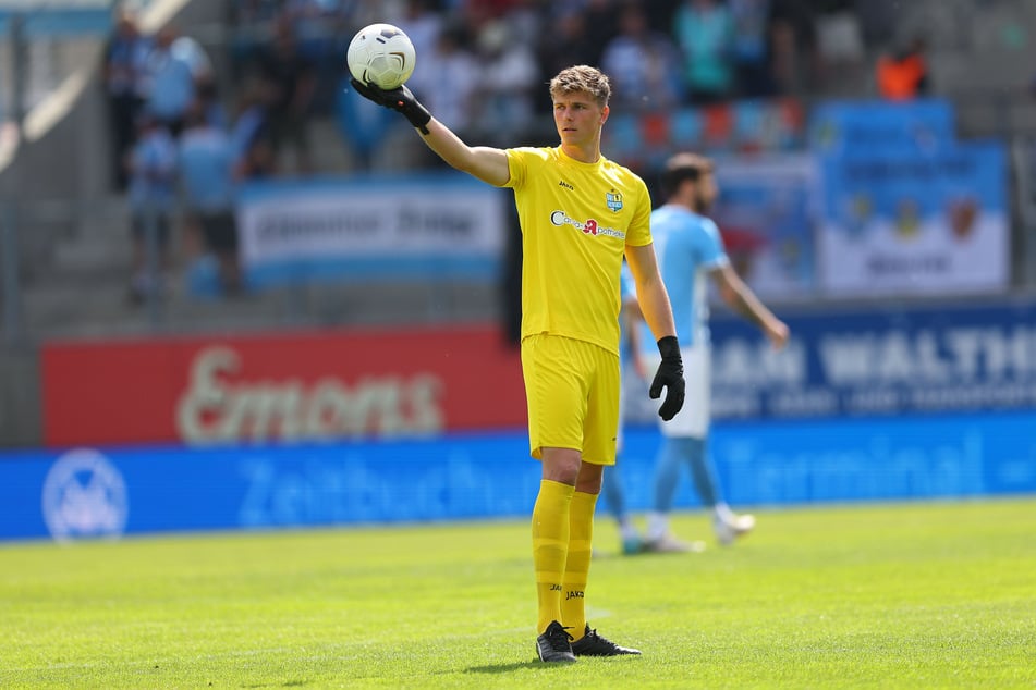 CFC-Keeper David Wunsch (21) bekam sein Fett weg.