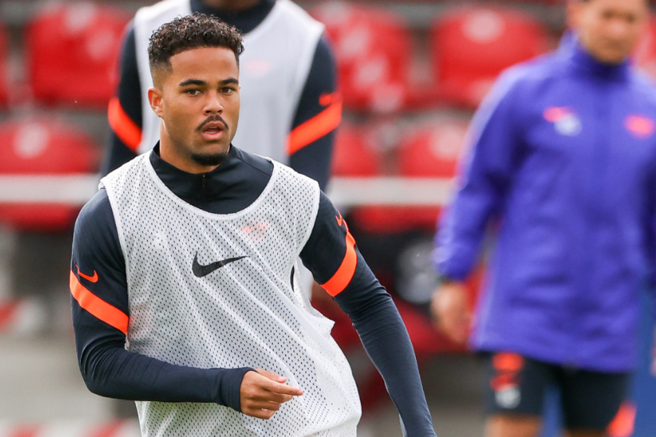 RB Leipzigs Neuzugang Justin Kluivert (21) hatte beim ersten öffentlichen Training einiges an lobenden Worten für die Roten Bullen parat.
