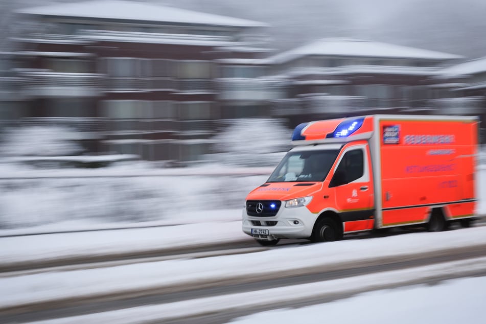 Verkehrschaos in Sachsen-Anhalt: Schnee und Glätte sorgen für Unfälle
