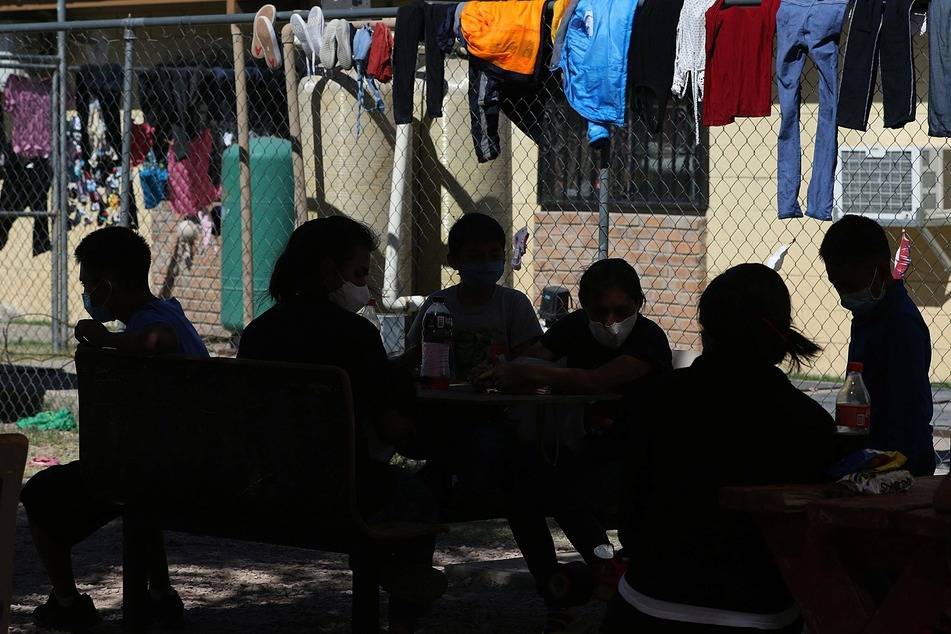 Migrants stranded in Mexico's Ciudad Juarez have said they do not feel safe due to widespread violence and fear.