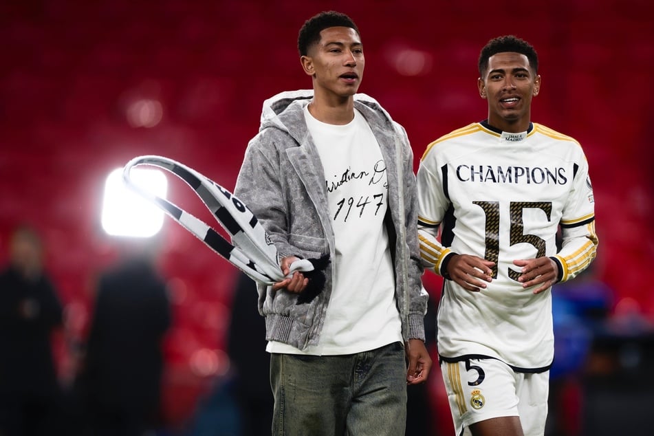 Jobe Bellingham (19, l.), der jüngere Bruder von Weltstar Jude (21) soll bei der Eintracht hoch im Kurs stehen.